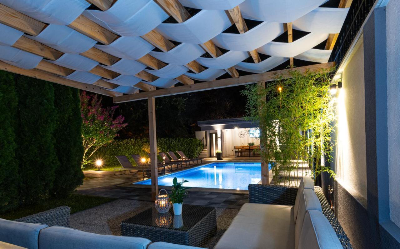 The Oasis Villa Trilj Exteriör bild