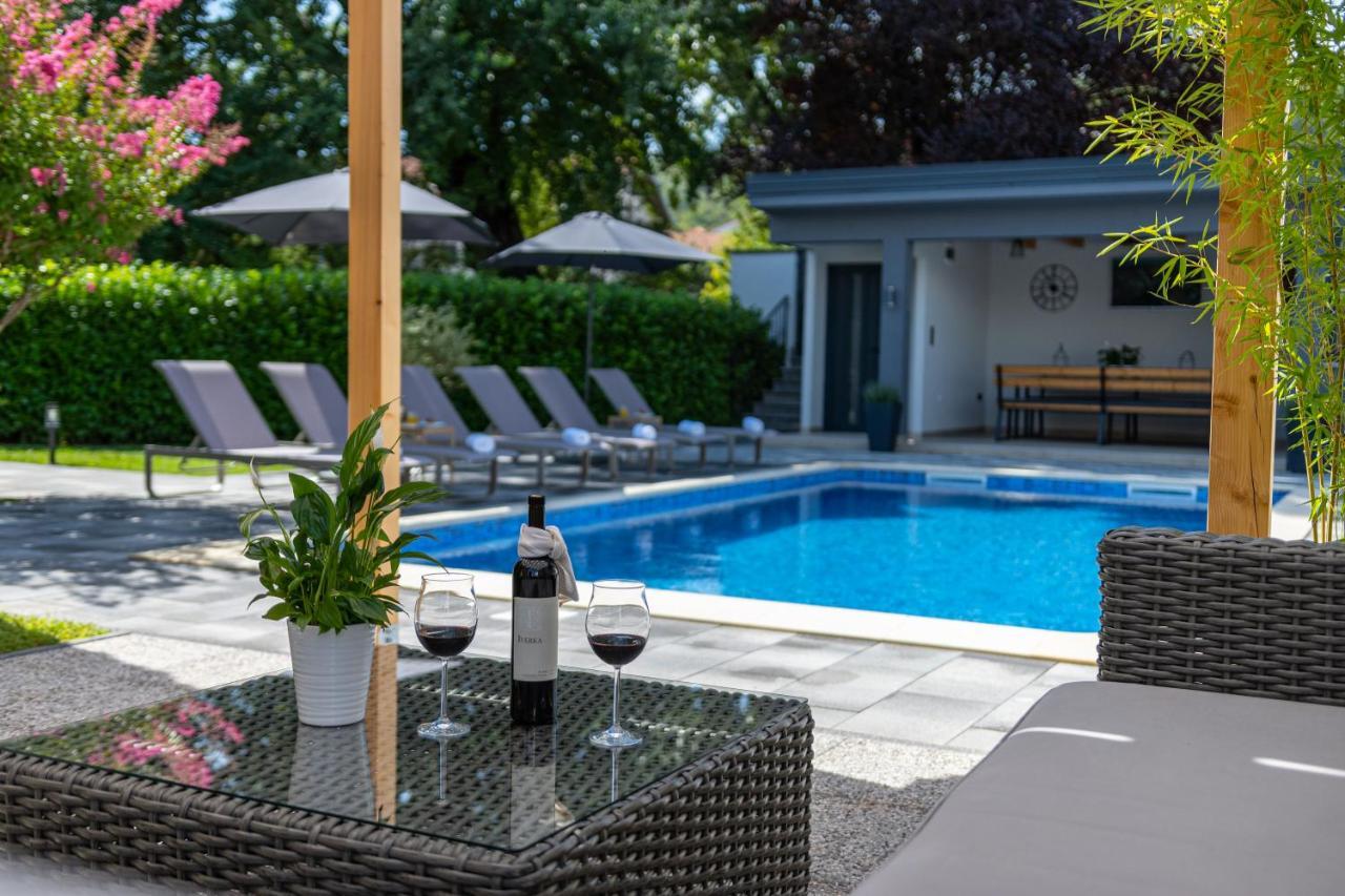 The Oasis Villa Trilj Exteriör bild